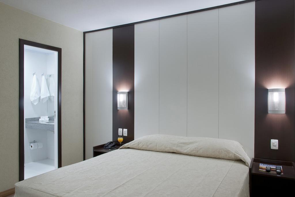 Master Express Moinhos De Vento Hotel Porto Alegre Exterior photo